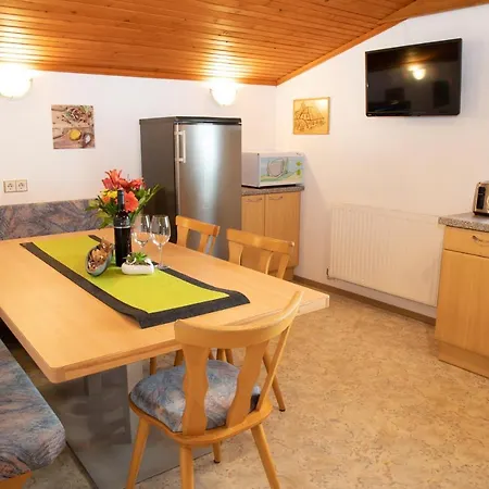 דירה Haus Tirol *