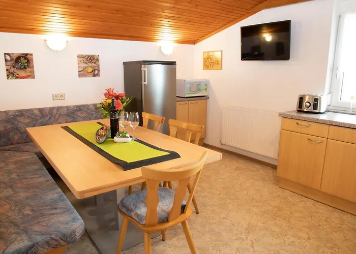 アパート Haus Tirol *