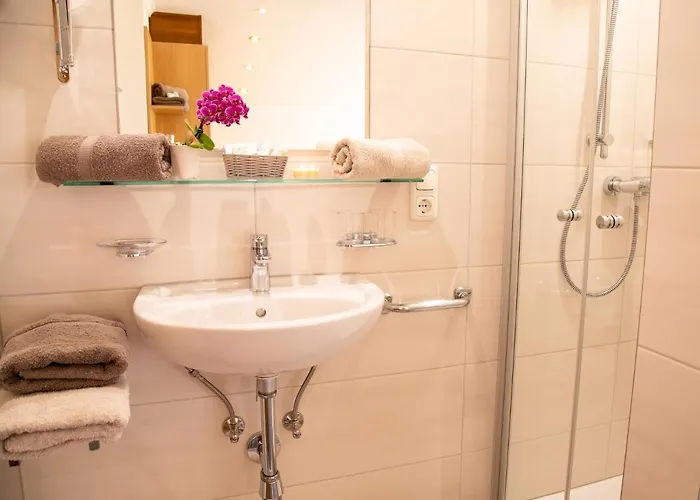 Haus Tirol アパート *